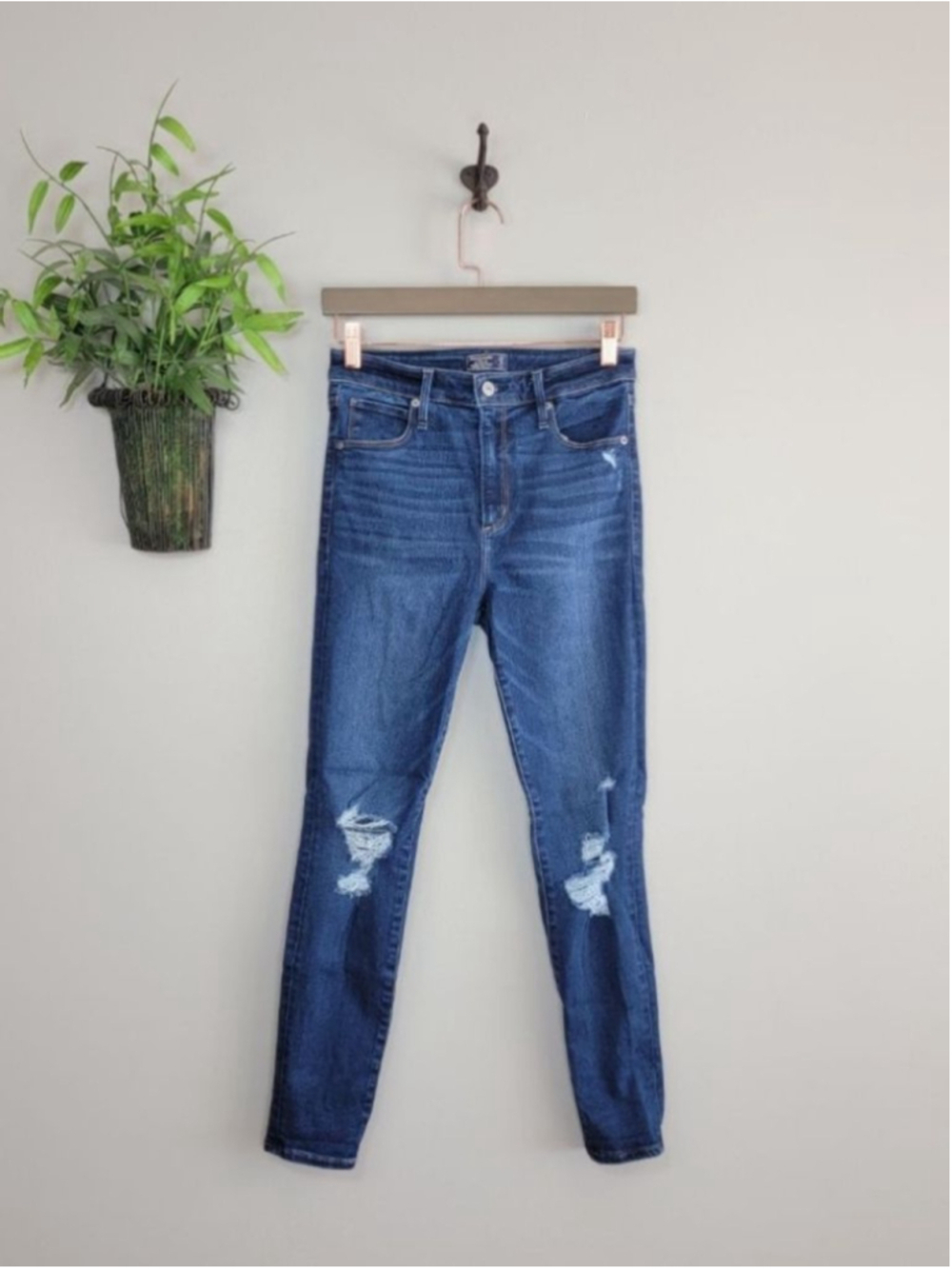 AF 4 Abercrombie & Fitch Simone High Rise Super Skinny Jeans Ripped Knee Dark